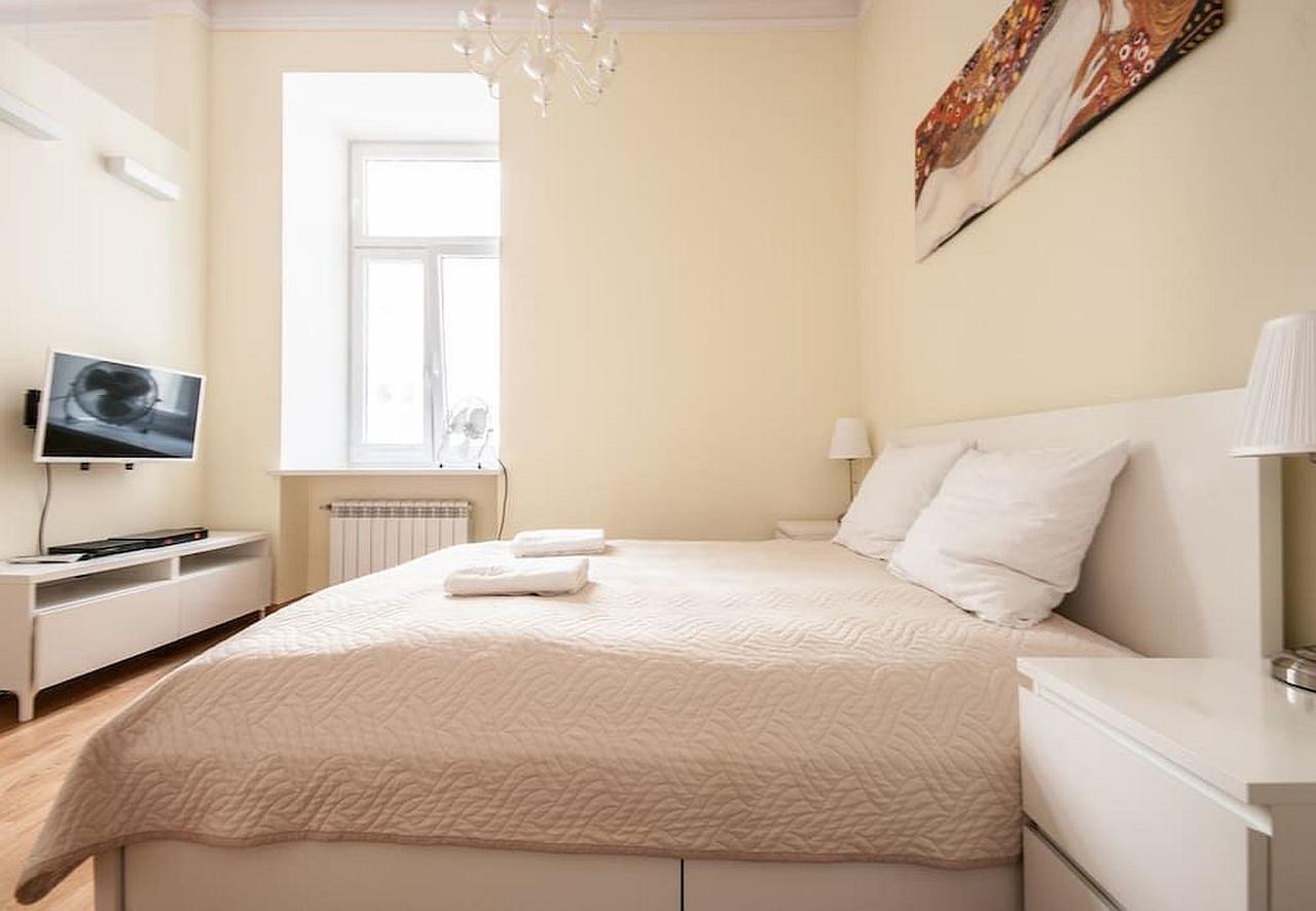 Elegant Apartment Foksal * Warsaw