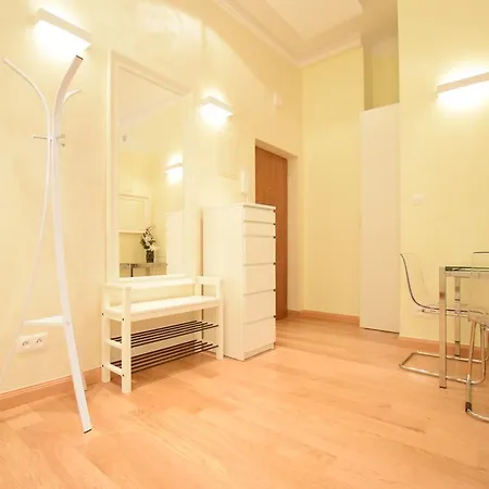 Elegant Apartment Foksal Warsaw Exterior photo